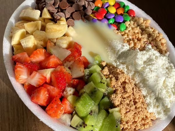 Creme de Açaí bombadão 1 litro na marmita com 10 Acréscimos junto